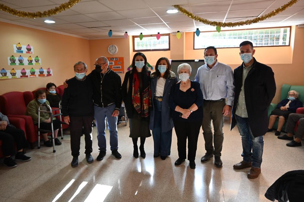 MAYORES| El alcalde de Mula visita el Centro de Estancias Diurnas del municipio