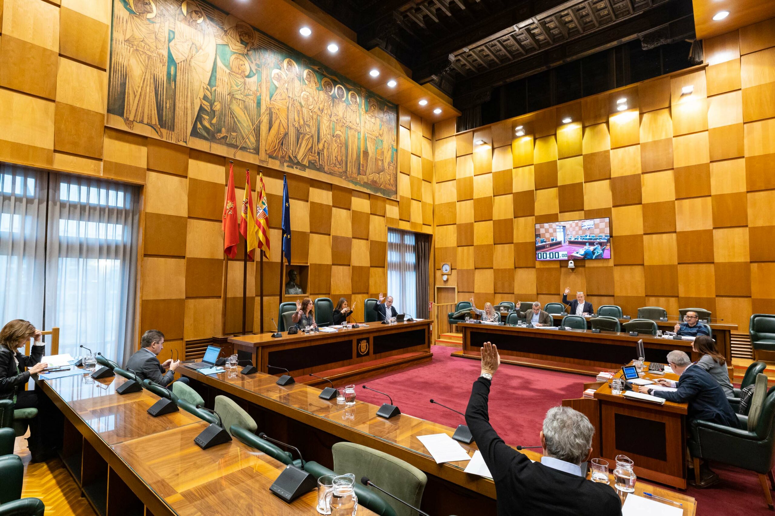 Zaragoza reducirá el Impuesto de Circulación y permitirá ahorrar a los vehículos de la ciudad 3 millones de euros. Noticia. Ayuntamiento de Zaragoza