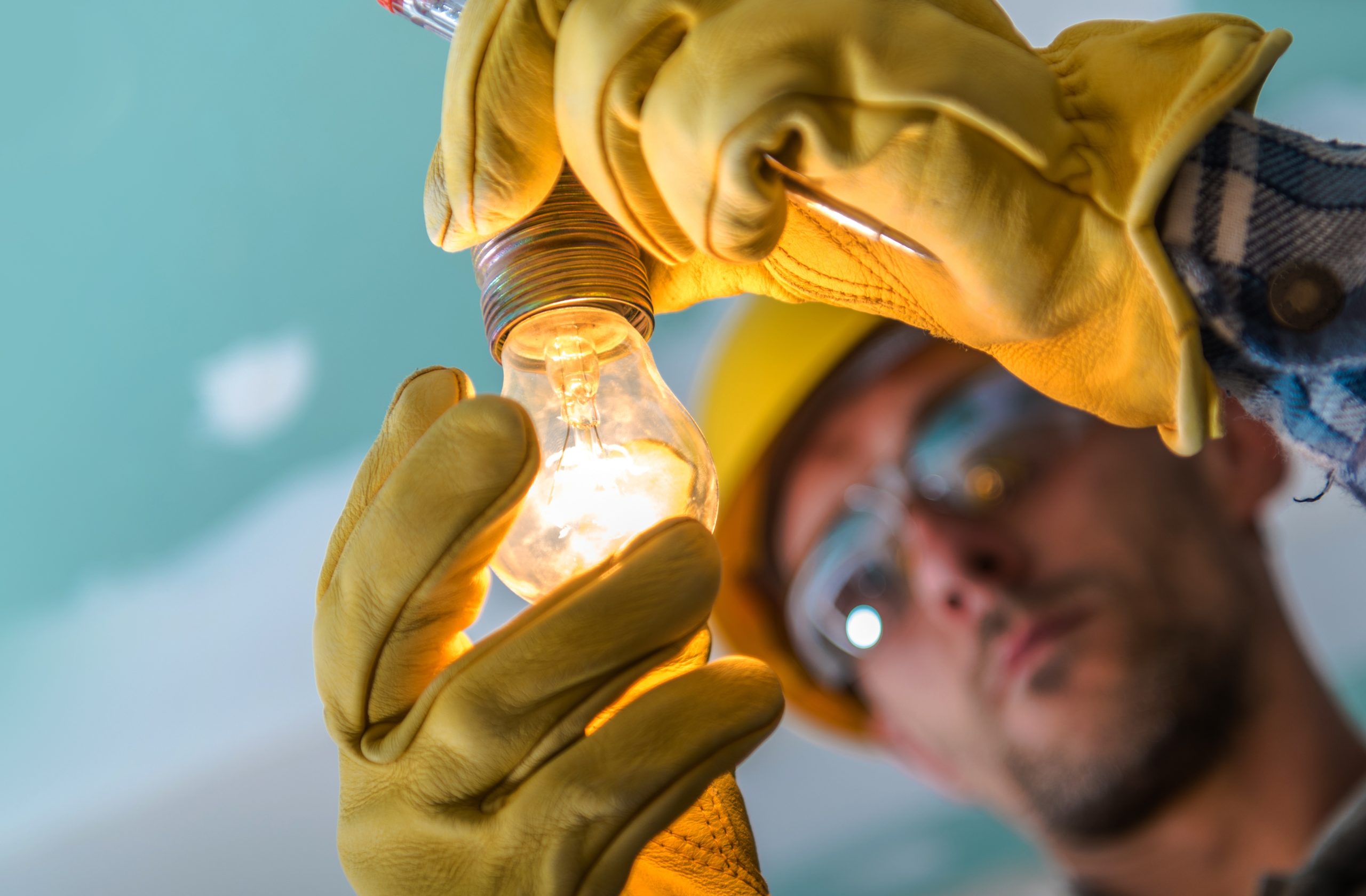 El Ayuntamiento adjudica el contrato eléctrico por 679.000 euros anuales