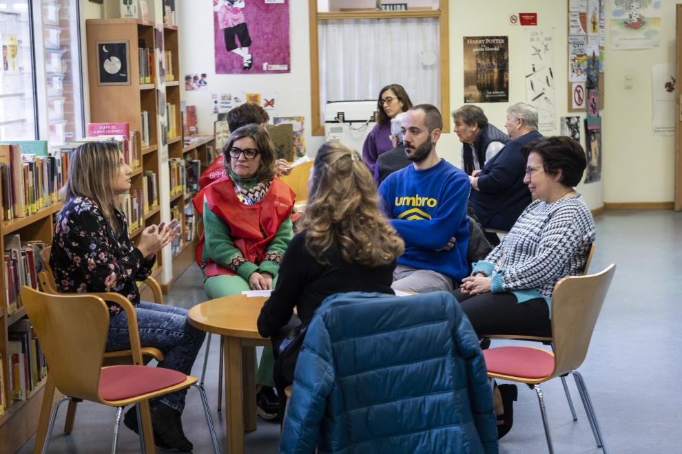 Las Bibliotecas Públicas Municipales, finalistas del Sello CCB 2022 por el proyecto de La Biblioteca Humana. Noticia. Ayuntamiento de Zaragoza