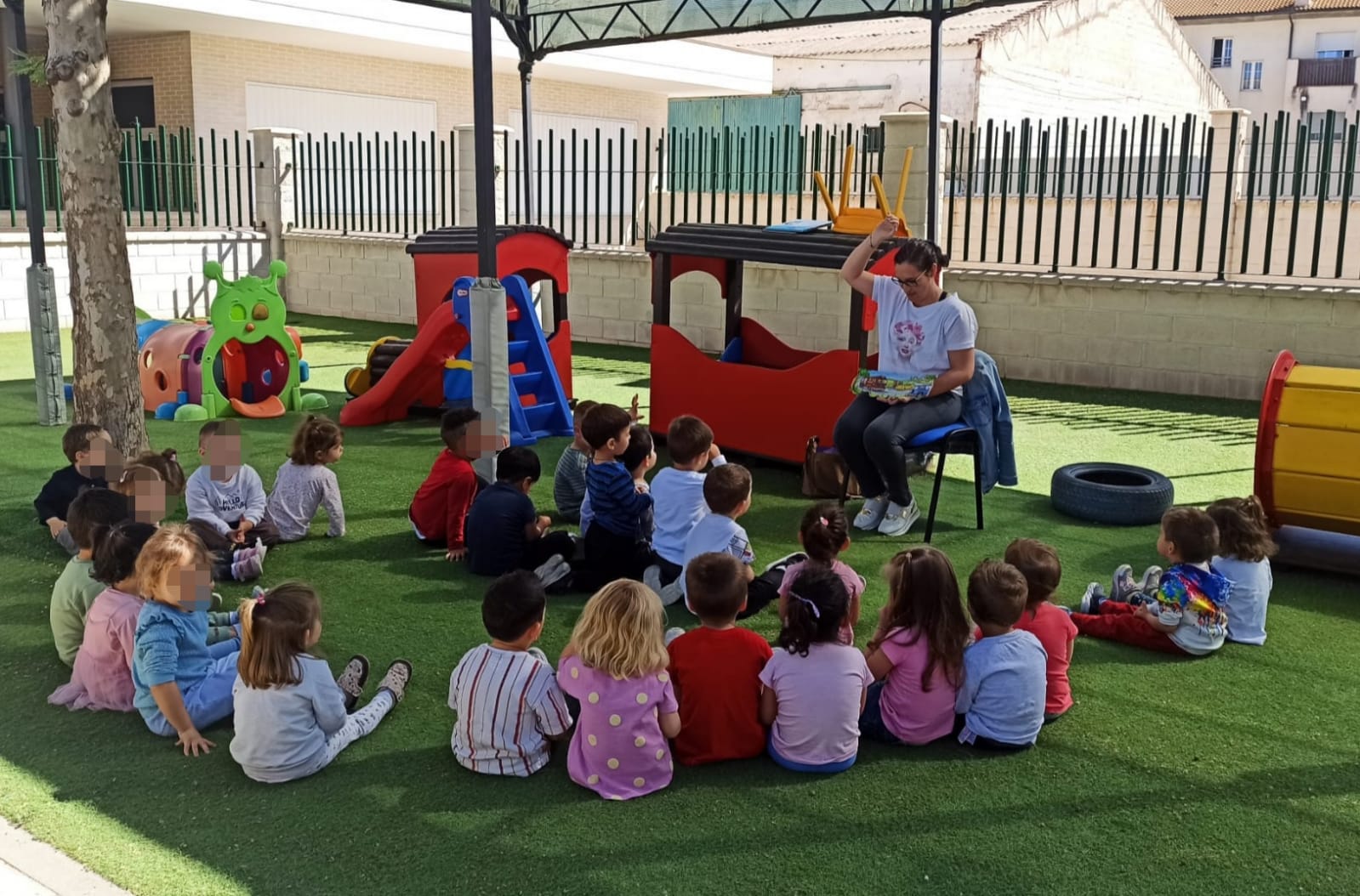 Niños de Huétor Tájar visitarán por primera vez la biblioteca municipal con motivo del día del libro