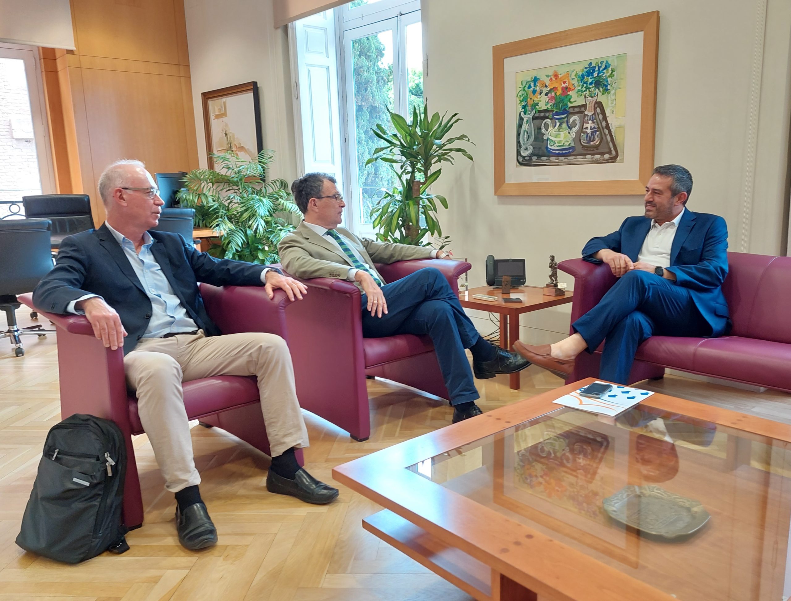 Alcantarilla y Murcia acuerdan buscar soluciones para facilitar el transporte por autobús entre ambos municipios