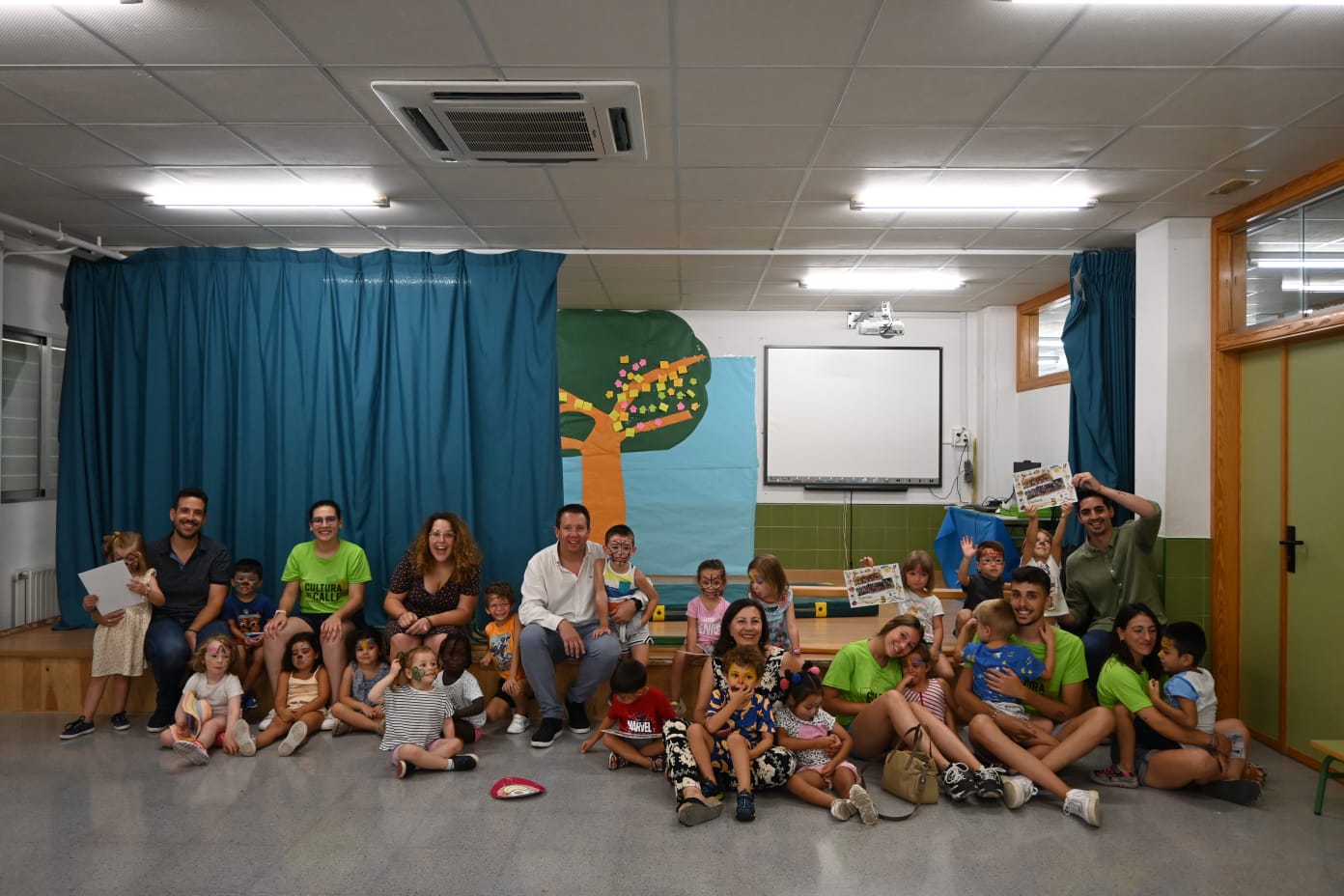 JUVENTUD| Entrega de diplomas a los niños y niñas de la Escuela Municipal de Verano