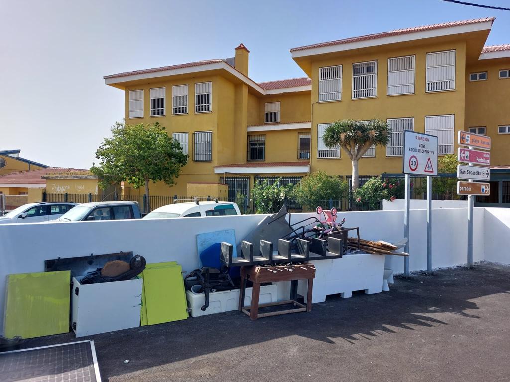 San Sebastián de La Gomera reforzará la vigilancia para evitar vertidos de residuos en el municipio