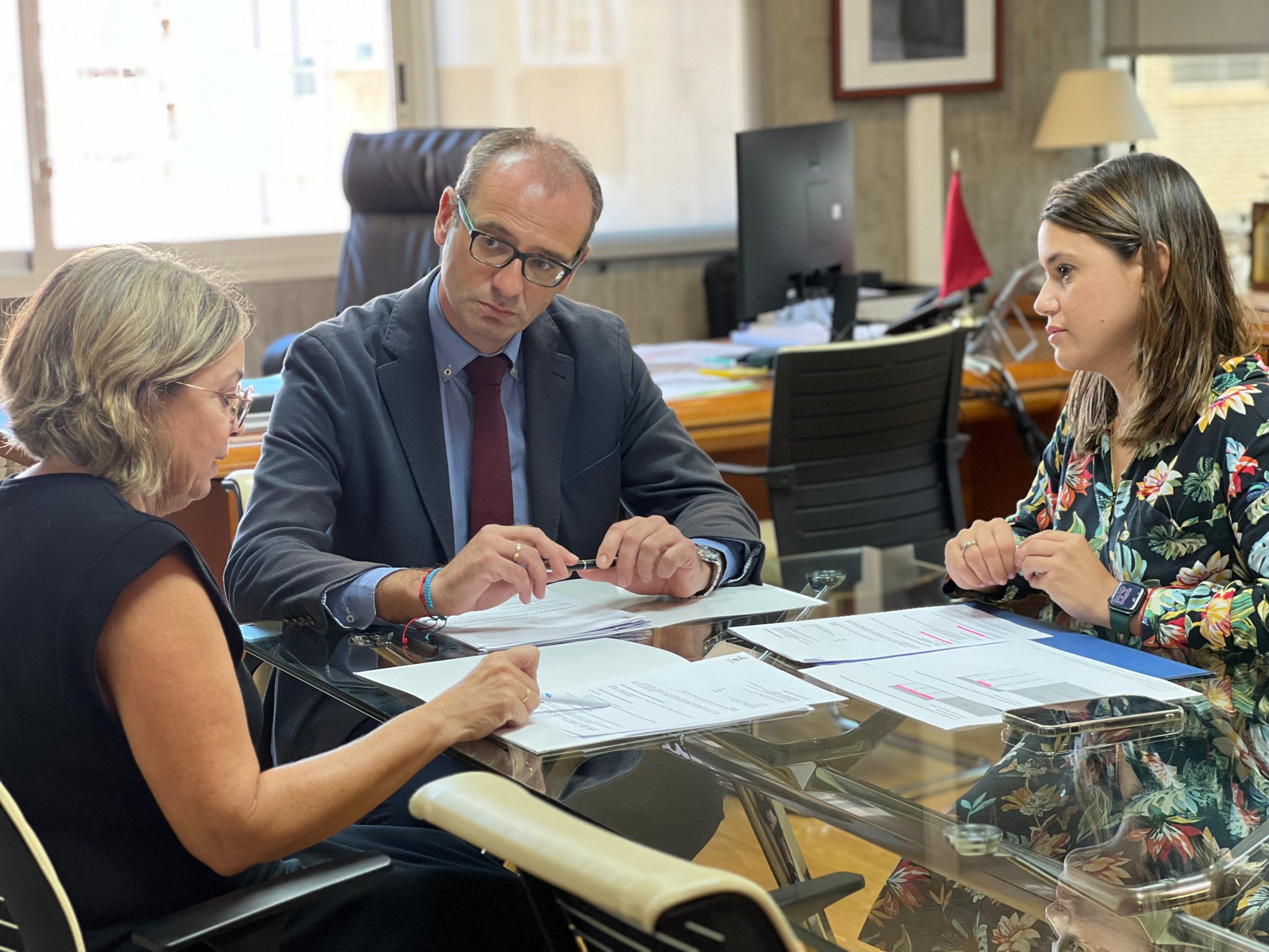 La alcaldesa pide la ampliación de infraestructuras educativas ante el aumento progresivo del alumnado