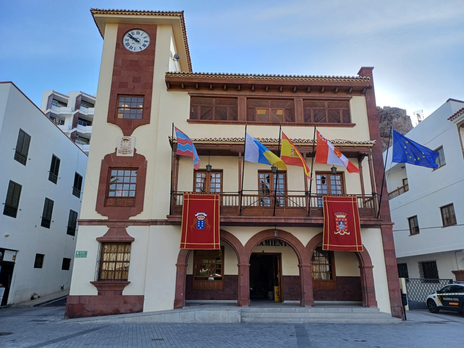 San Sebastián emprende la mejora y limpieza de vías, jardines y parques