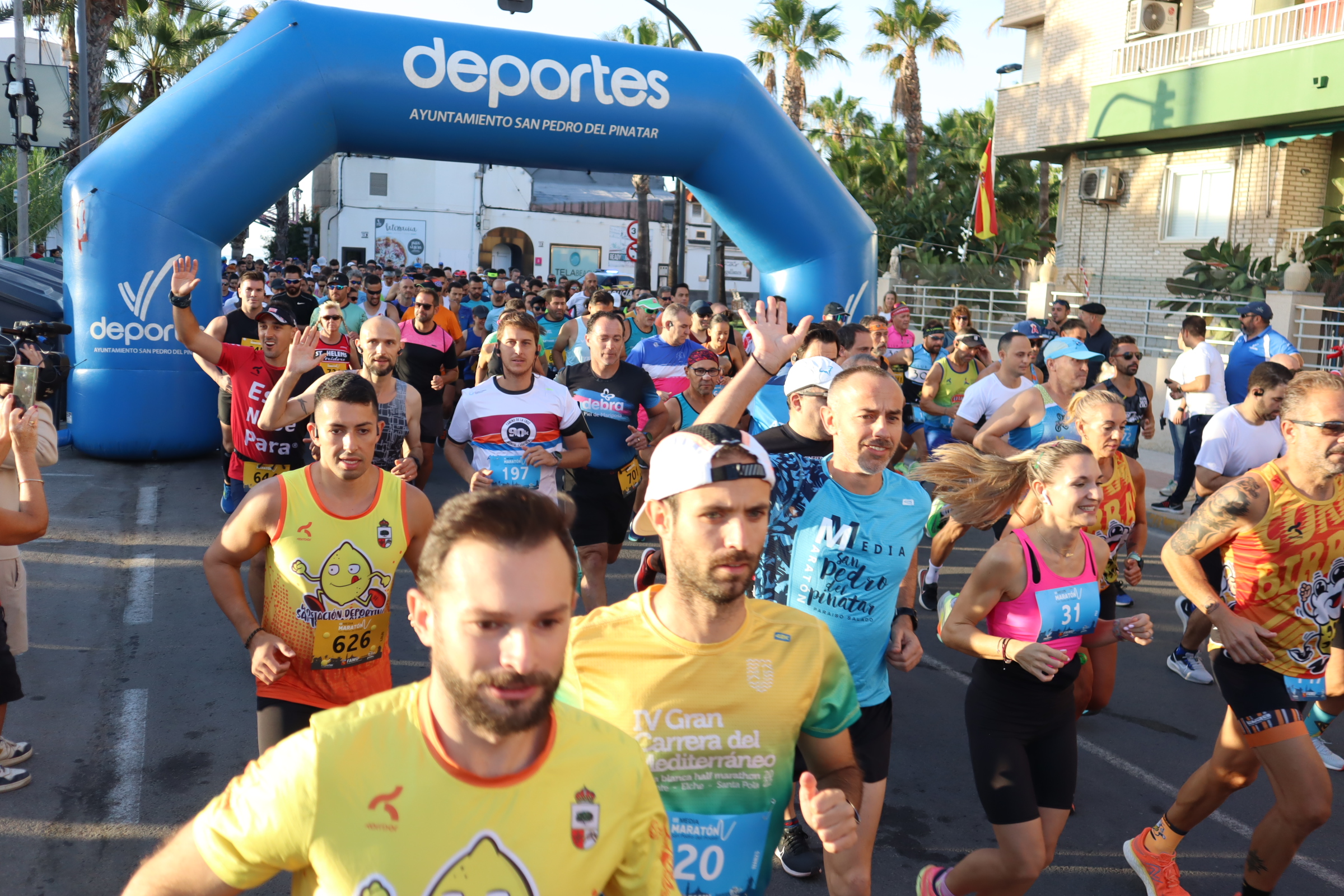 Iván Hernández y Laura Nicolás ganan la III Media Maratón Paraíso Salado