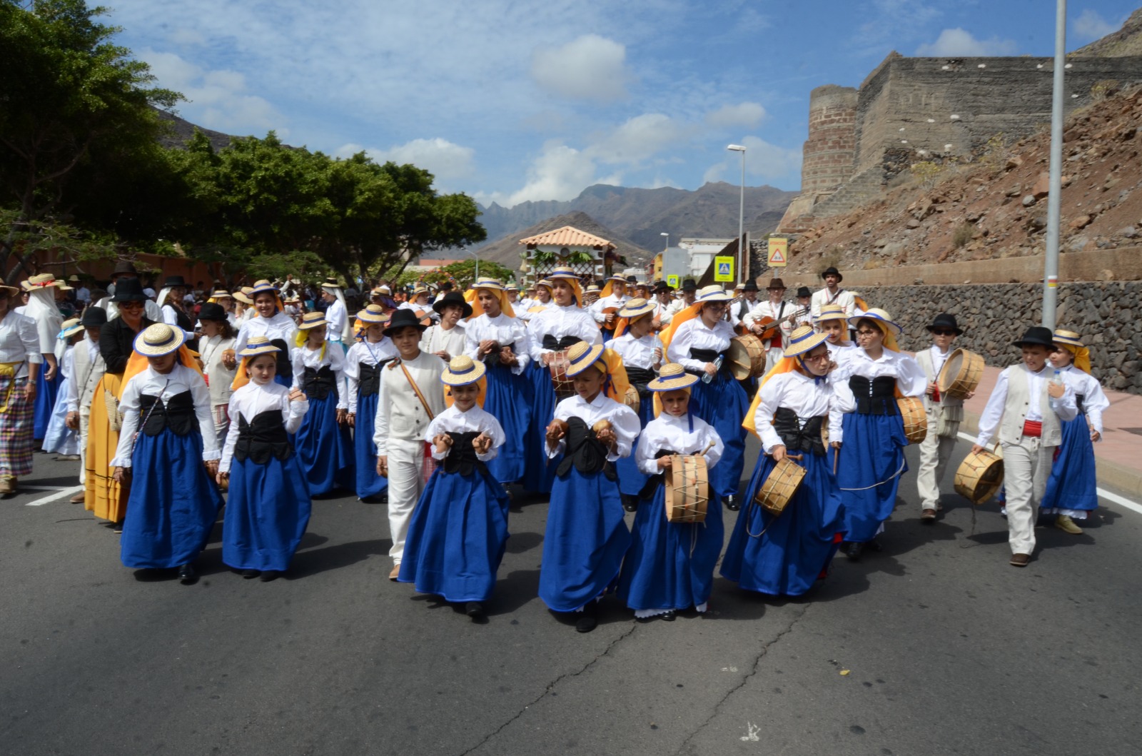 San Sebastián rinde culto a las tradiciones con el Festival 8 Islas y la Romería en Honor a la Virgen de Guadalupe