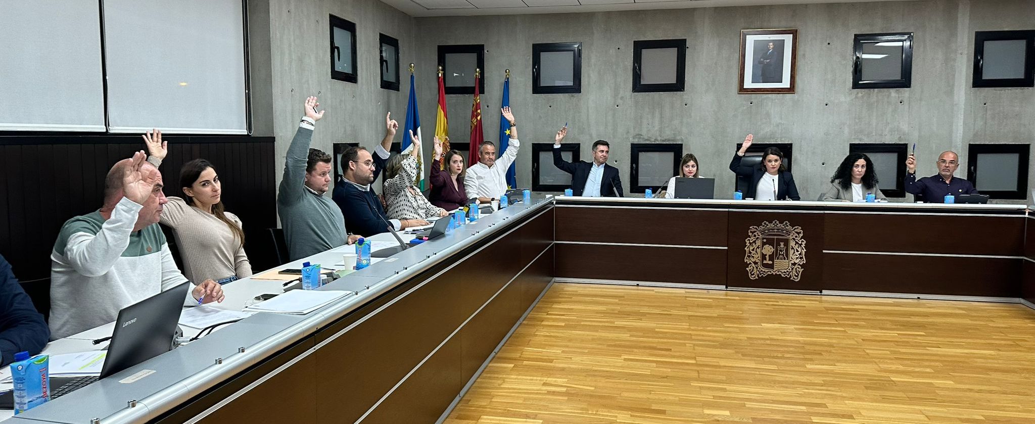 El pleno de San Pedro del Pinatar muestra su compromiso con la infancia y la adolescencia