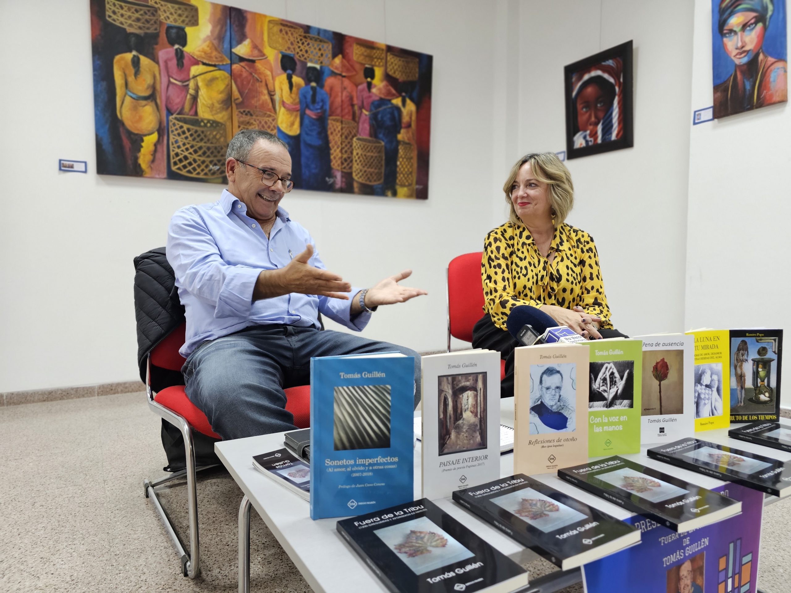 El poeta, profesor y militar, Tomás Guillén, presenta su último libro en San Pedro del Pinatar