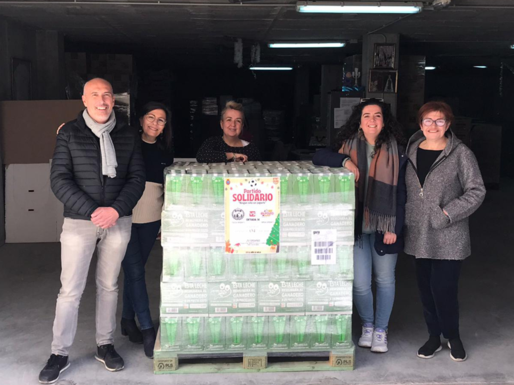 DEPORTES| El Niño de Mula CFS dona 780 litros de leche al Programa de Alimentos del Ayuntamiento de Mula
