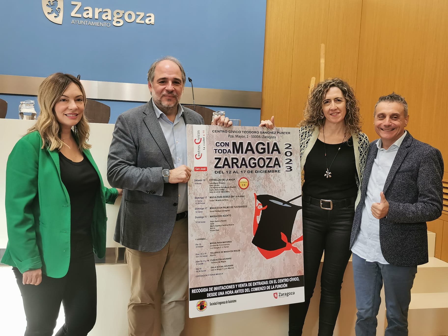 El Festival 'Con Toda Magia Zaragoza' llena de ilusionismo el centro cívico Sánchez Punter. Noticia. Ayuntamiento de Zaragoza