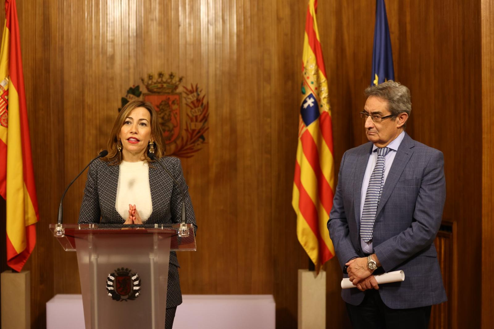 El Gobierno de Zaragoza y Vox cierran un acuerdo de estabilidad que permitirá aprobar mañana el presupuesto de 2024. Noticia. Ayuntamiento de Zaragoza