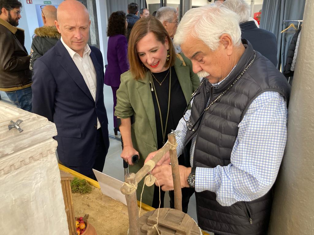 El Mercado Central recupera su Belén tradicional tres décadas después. Noticia. Ayuntamiento de Zaragoza