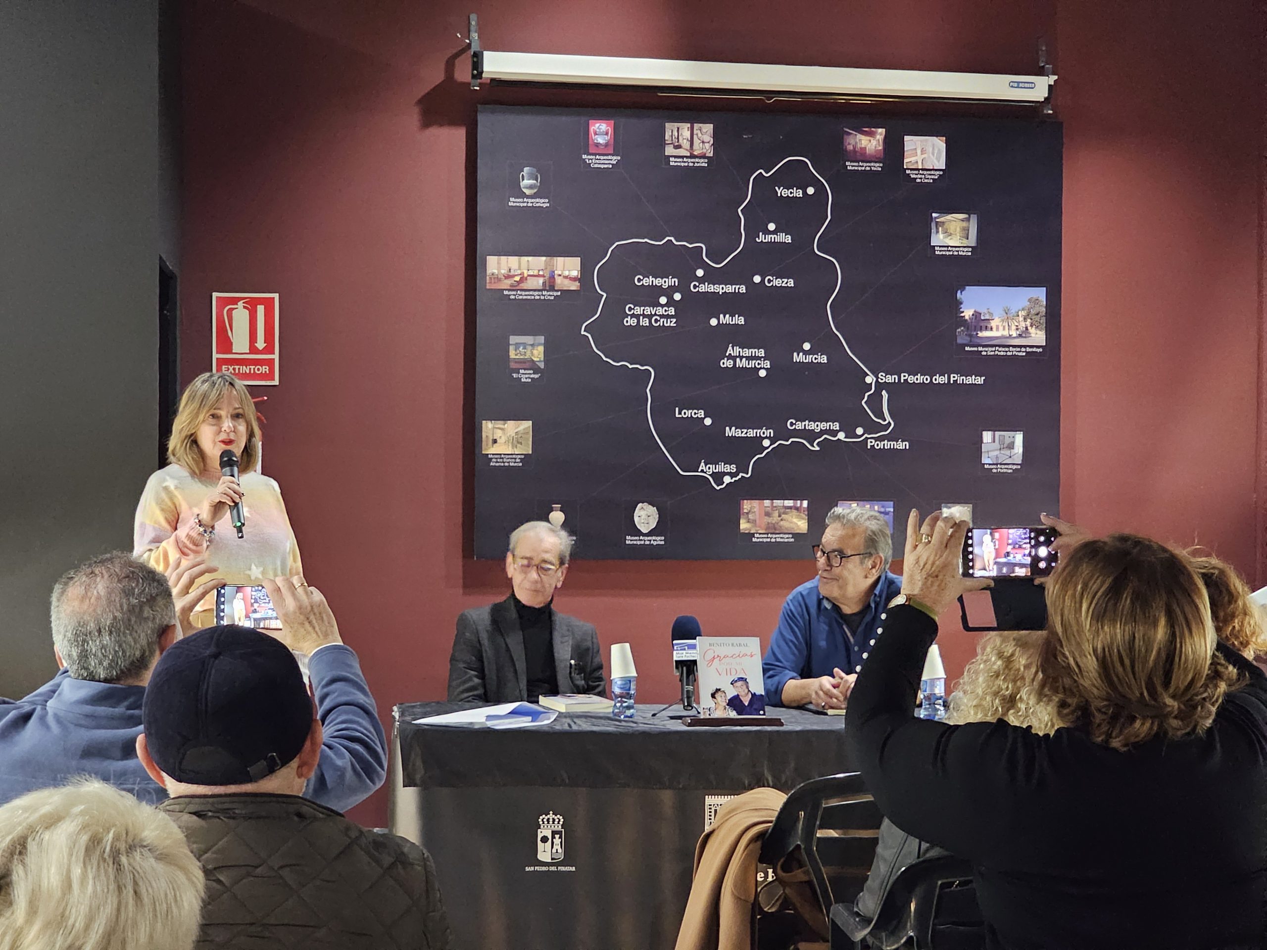 Benito Rabal presentó “Gracias por mi vida” en San Pedro del Pinatar