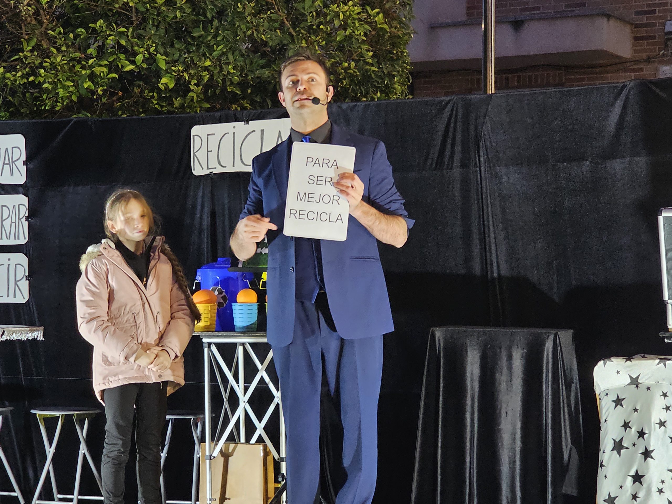 "Chas, chas, la magia de reciclar", llegó ayer a San Pedro del Pinatar