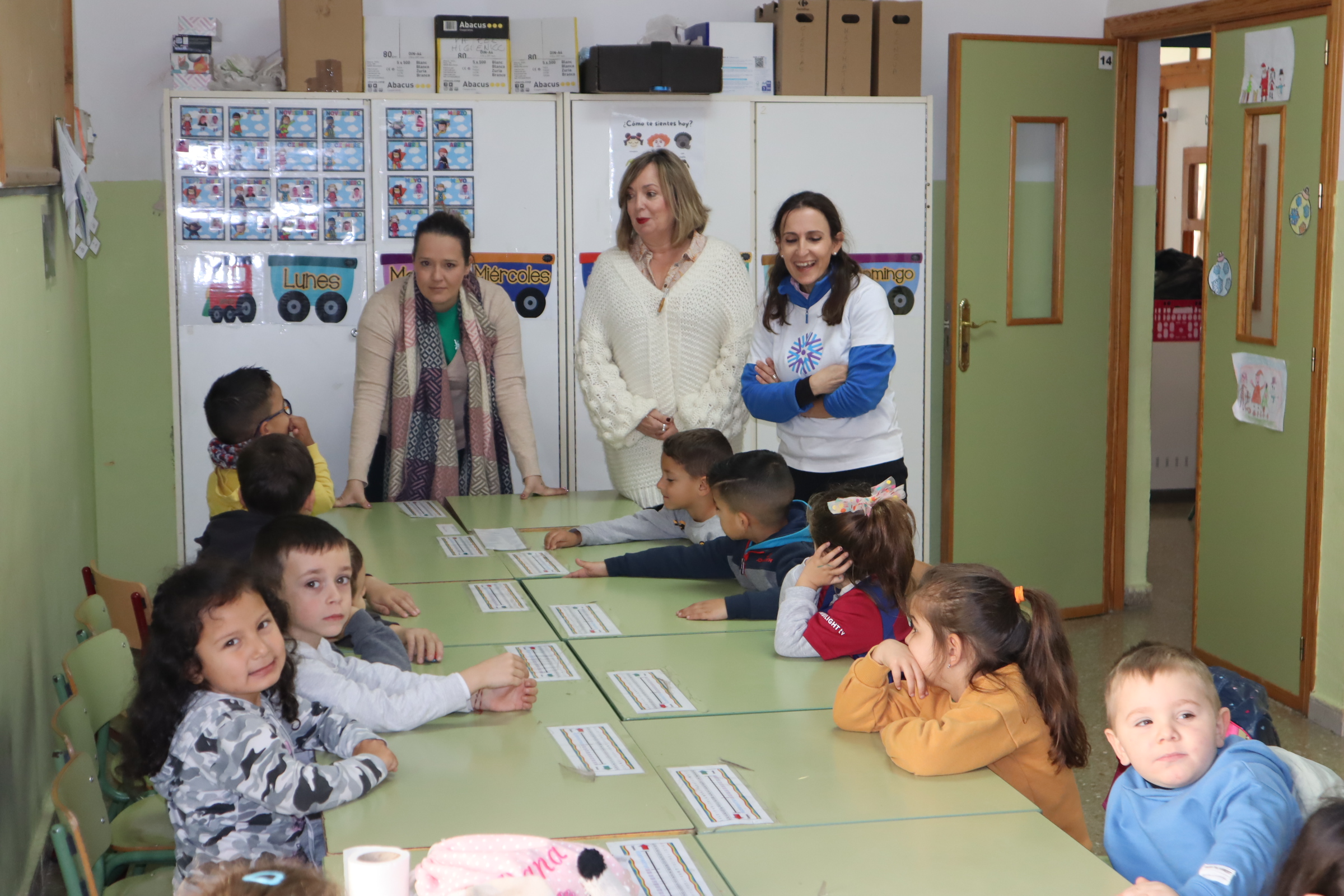 El colegio Ntra. Sra. del Carmen acoge la Escuela de Navidad con más de un centenar de niños