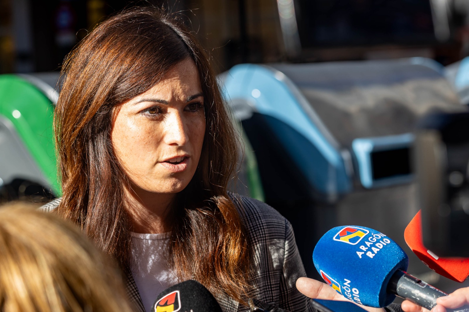 Las limpiezas intensivas por distritos se completarán con una campaña informativa sobre las sanciones por dejar basura fuera de los contenedores. Noticia. Ayuntamiento de Zaragoza